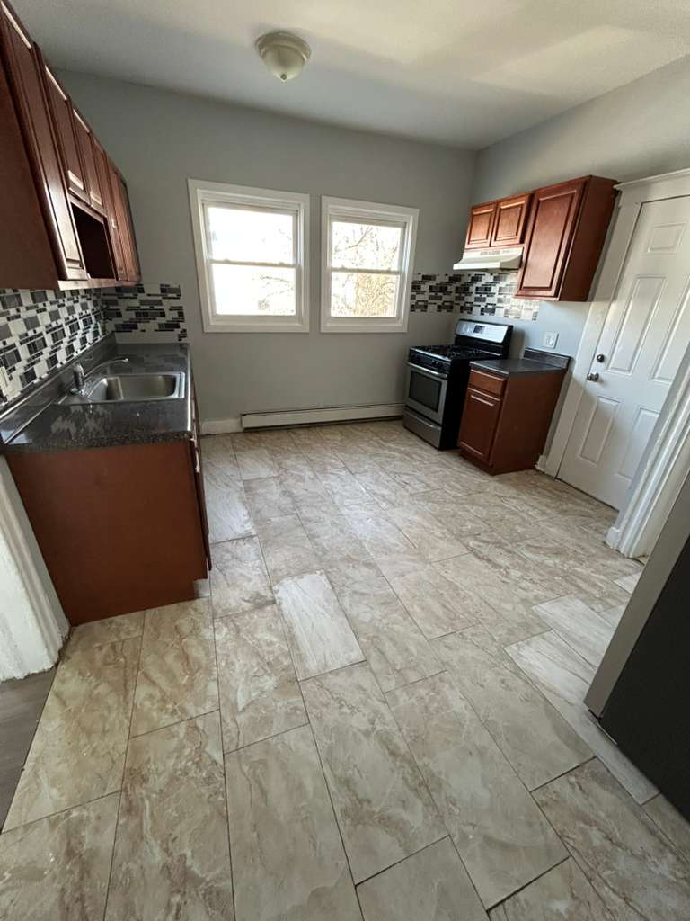 Apartment in East Orange