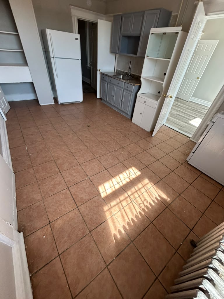 Apartment in Clifton