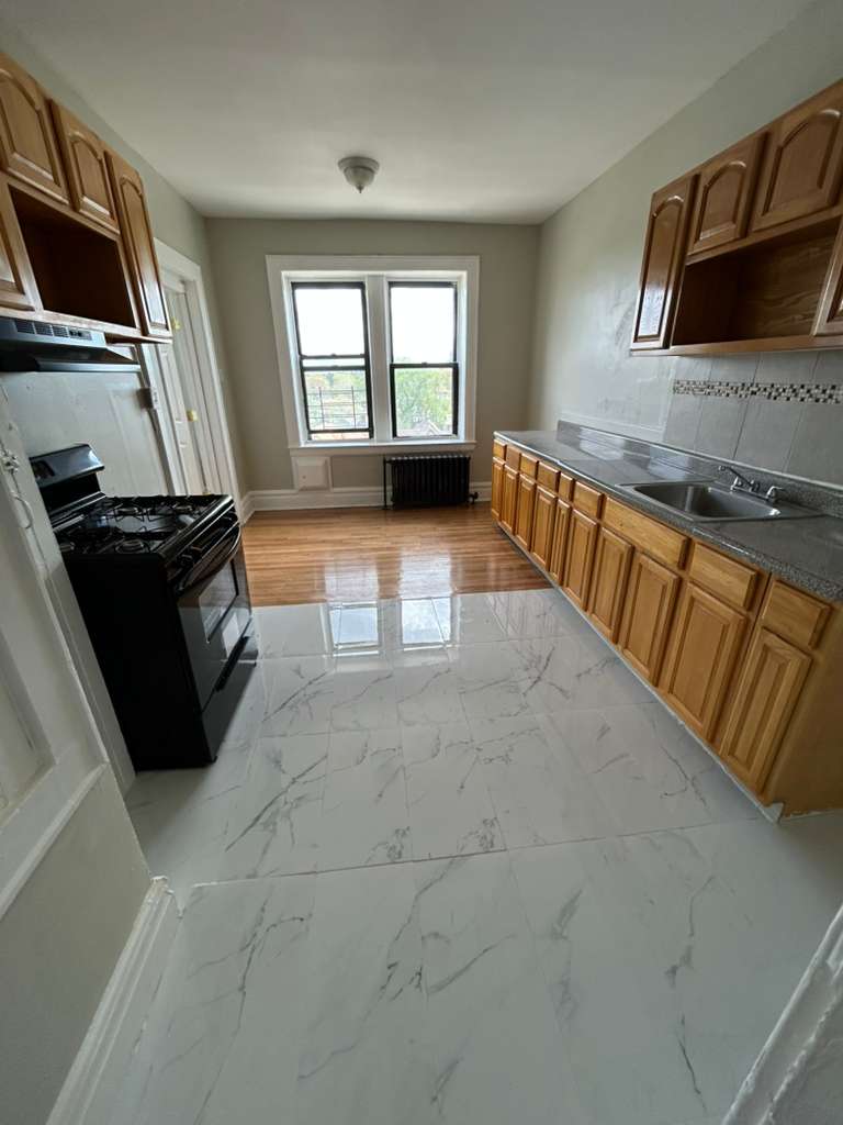 Apartment in Newark
