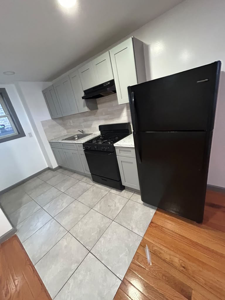 Apartment in Clifton