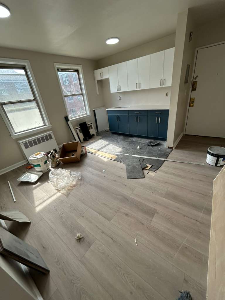 Apartment in Newark