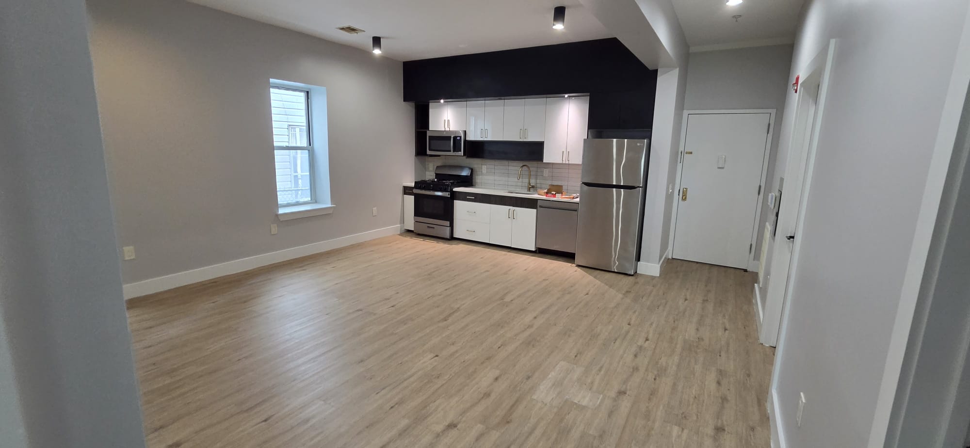 Apartment in East Orange