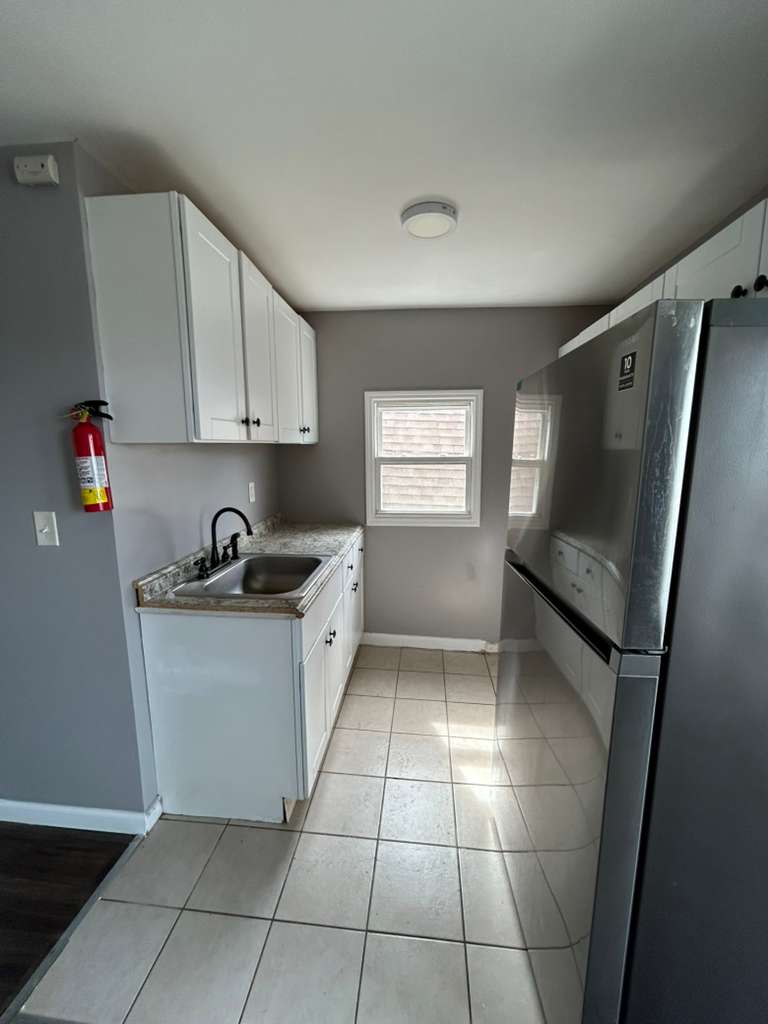 Apartment in Newark