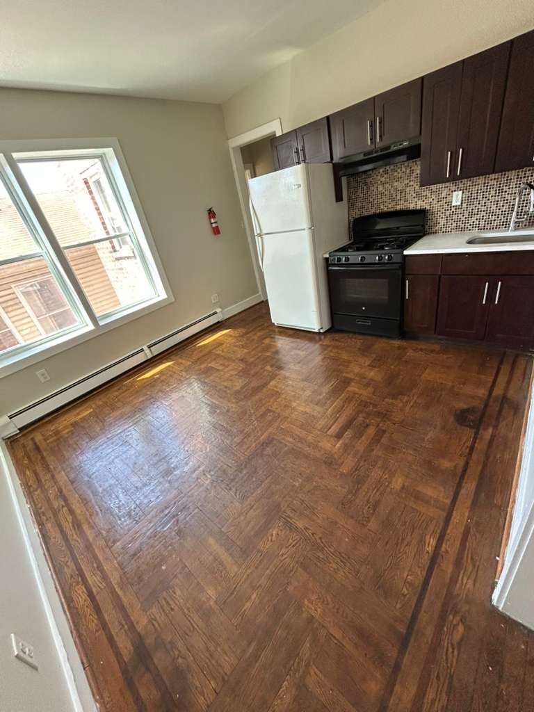 Apartment in Newark